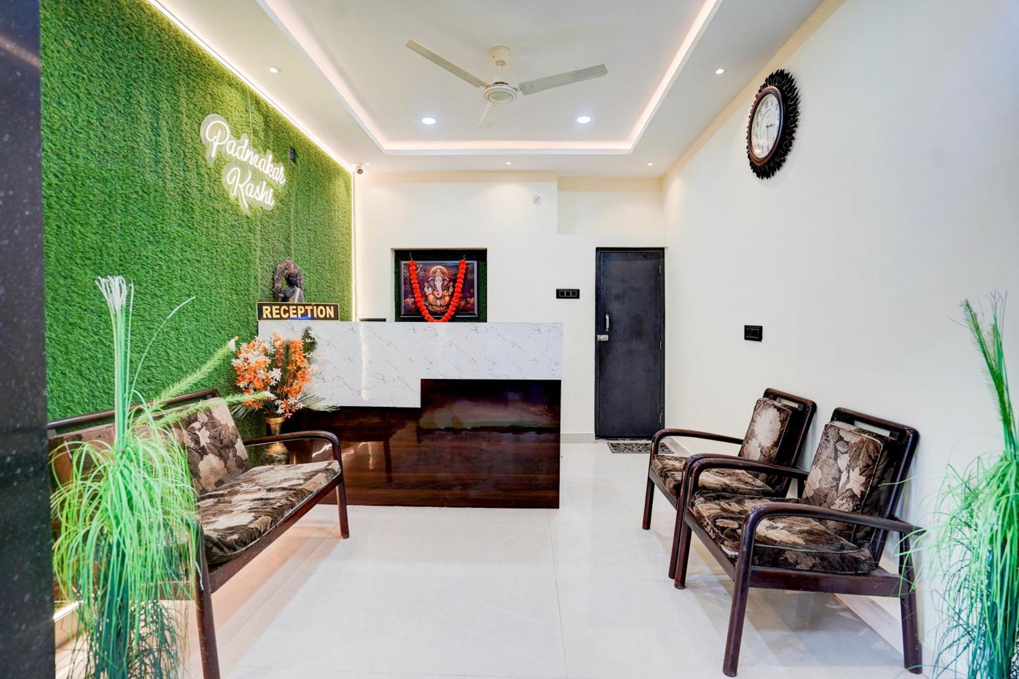 Hotel Vibe Blu- Varanasi Ngoại thất bức ảnh